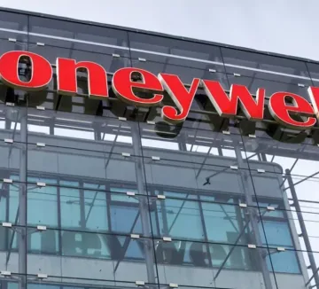 Honeywell building 2880x1440